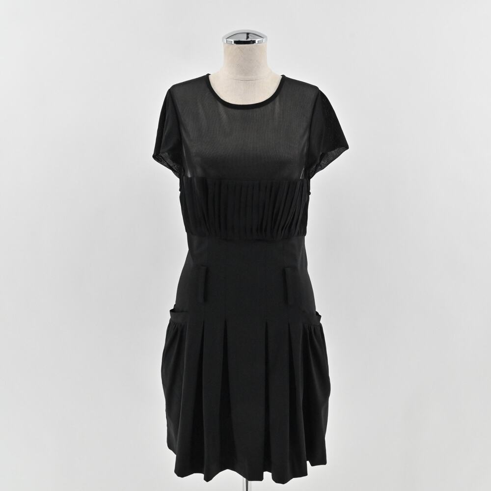 Alice Olivia Black Pleated Dress Size 10 Wool Blend Sheer Short Sleeve Mini‎